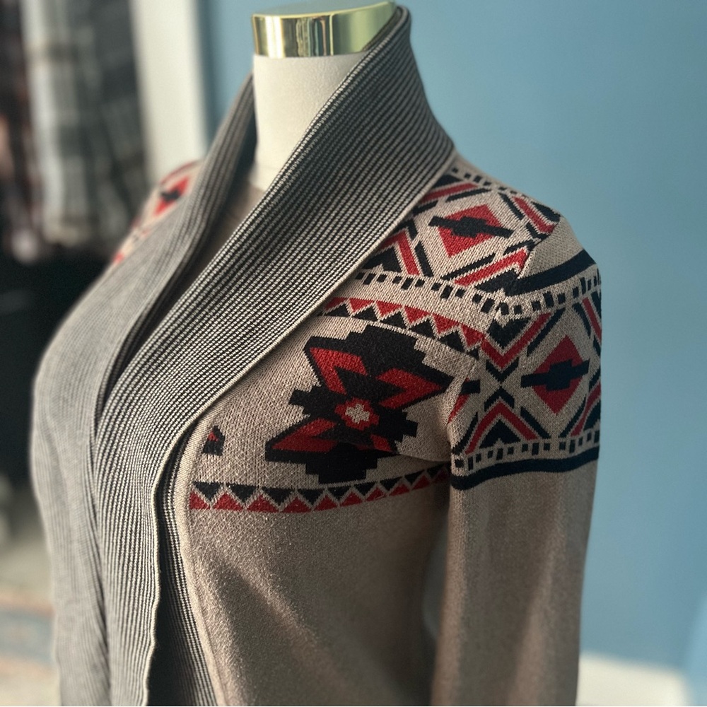 Tribal Geometric Patterned Cardigan -